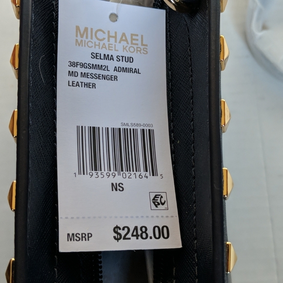 Michael Kors Selma Stud Medium Messenger - Picture 5 of 10